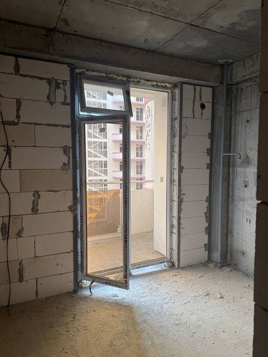 Продается 1 ком. квартира, коробка "Хонсарой" Юнусабад Орзулар.