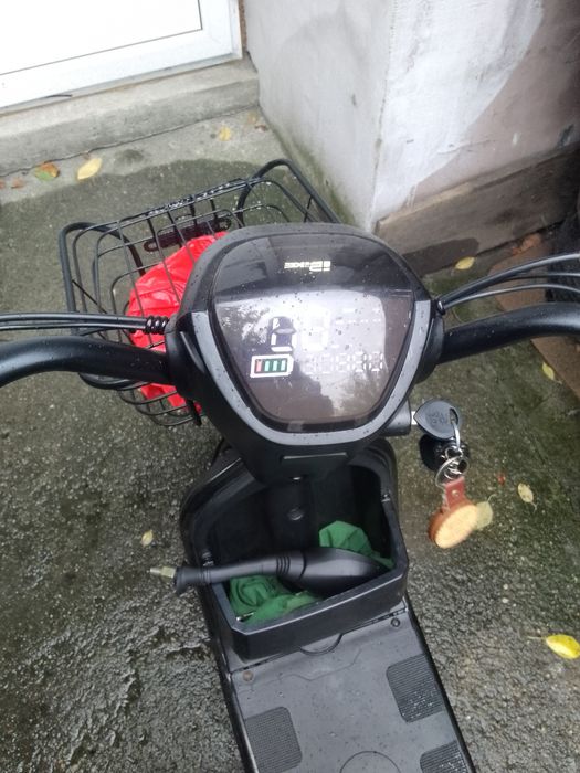 Scuter electric de vanzare
