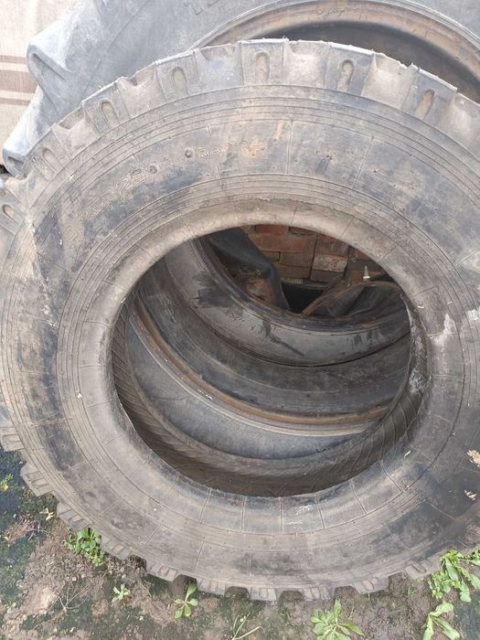 Гуми за трактори