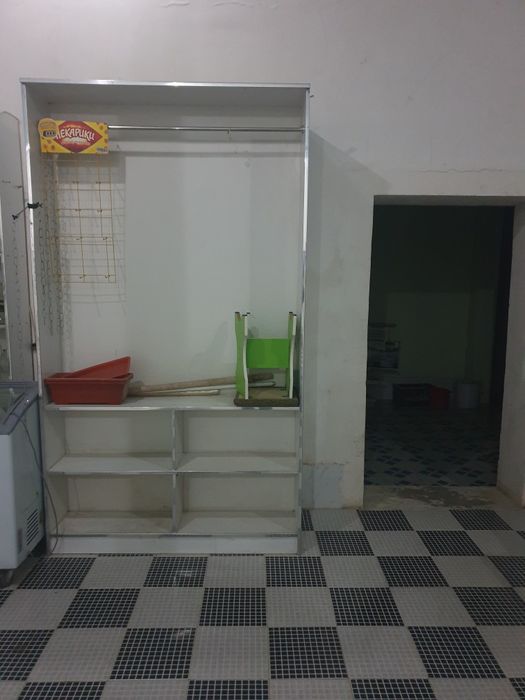 Дуконлар учун куп фойдаланилмаган стелажлар сотилади.