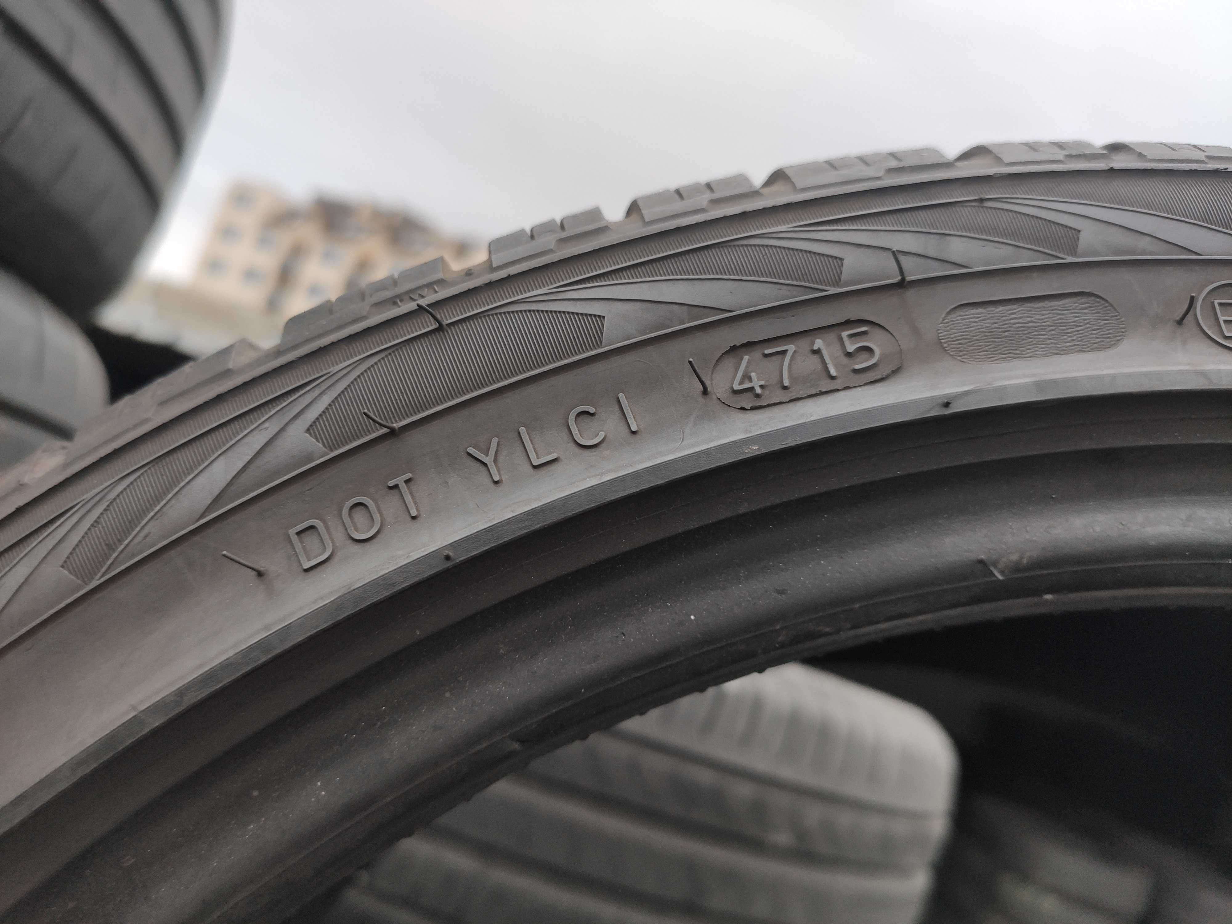 4бр Всесезонни гуми 215 40 17 - Nokian
