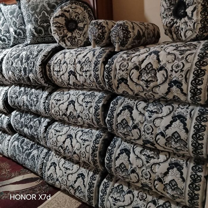 Koʻrpa koʻrpacha matras yostiq