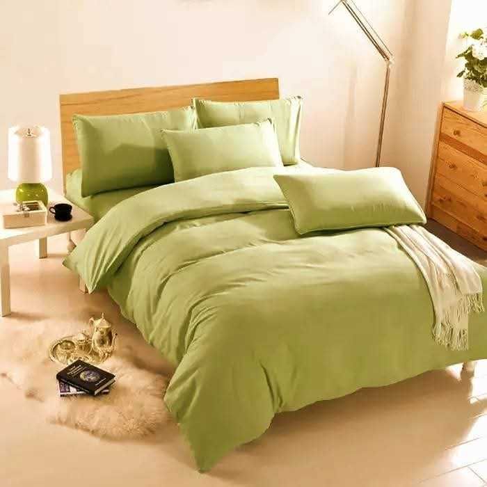 Евтини спални комплекти