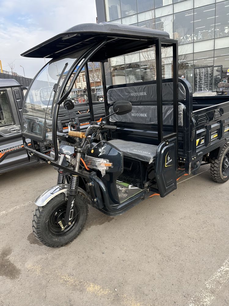 Муравей скутер Motobek