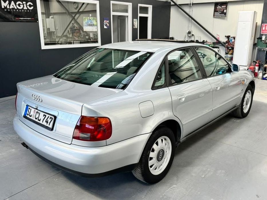 Audi A4 1995 Pretabil vehicul istoric