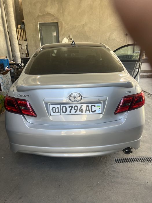 Tayota camery сотилади