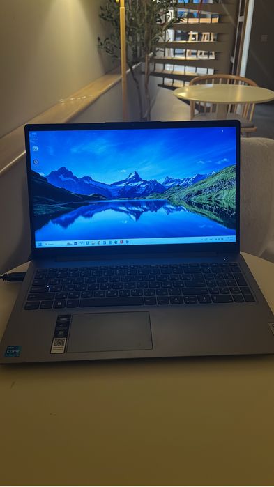 Ноутбук Lenovo Intel i3