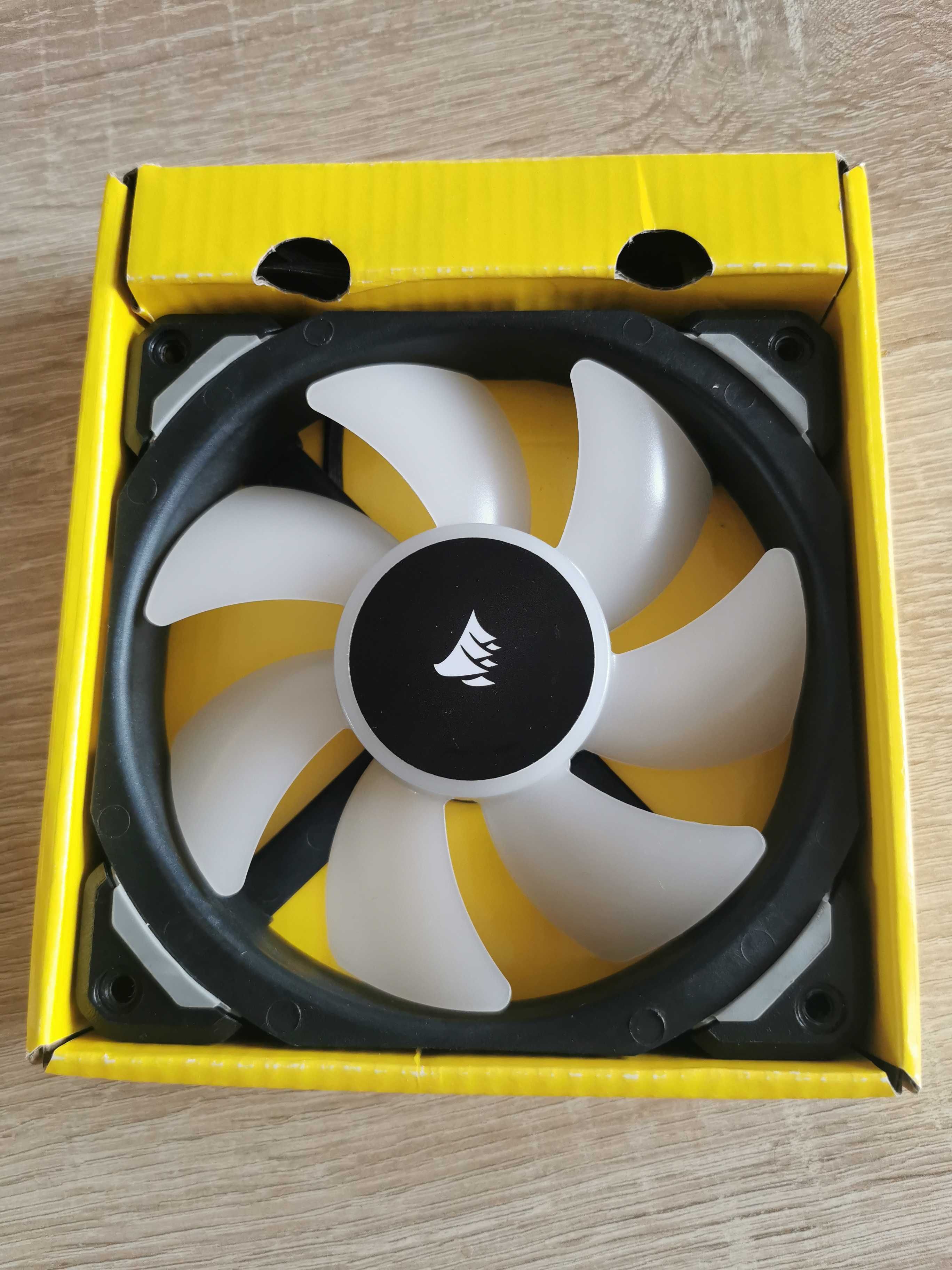 Вентилатор Corsair iCUE QL120 RGB PWM Fan CO-9050097-WW