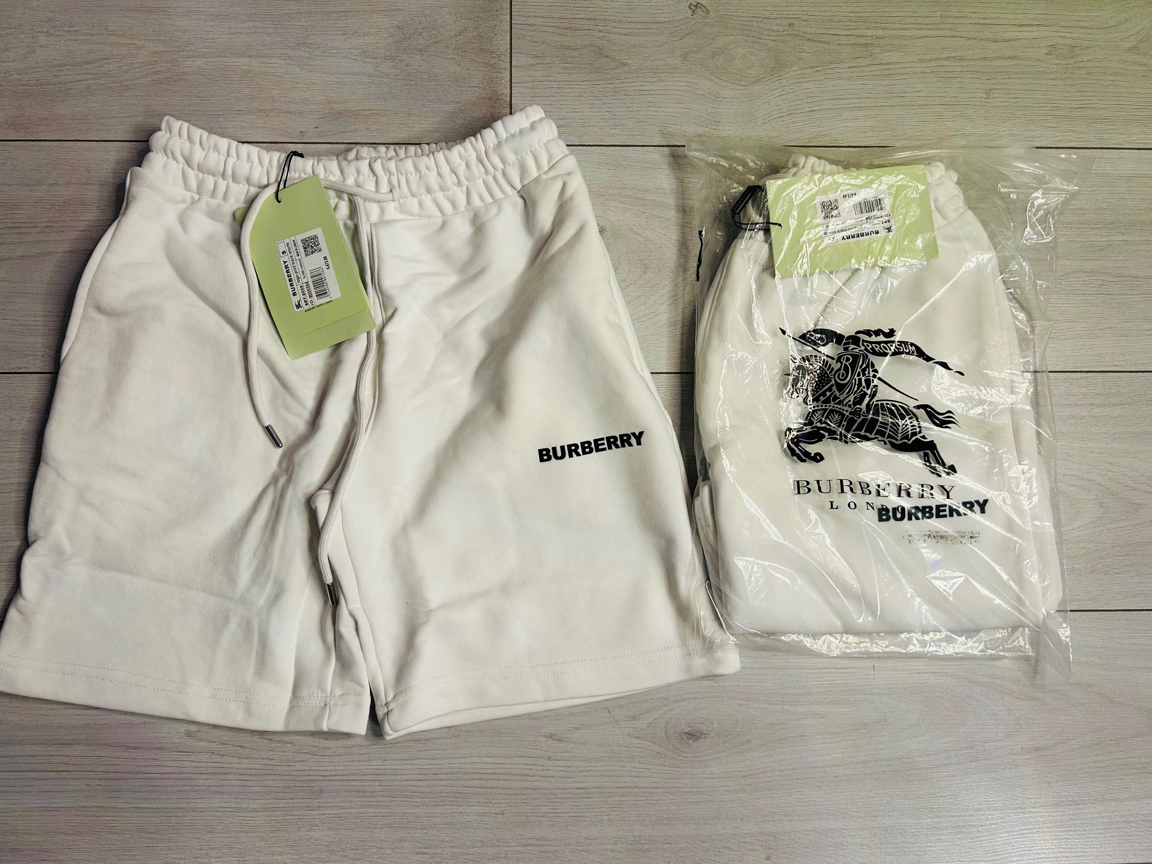 Pantaloni scurți Burberry  summer white 2025