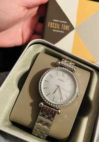 Чисто нов оригинален дамски часовник-FOSSIL!