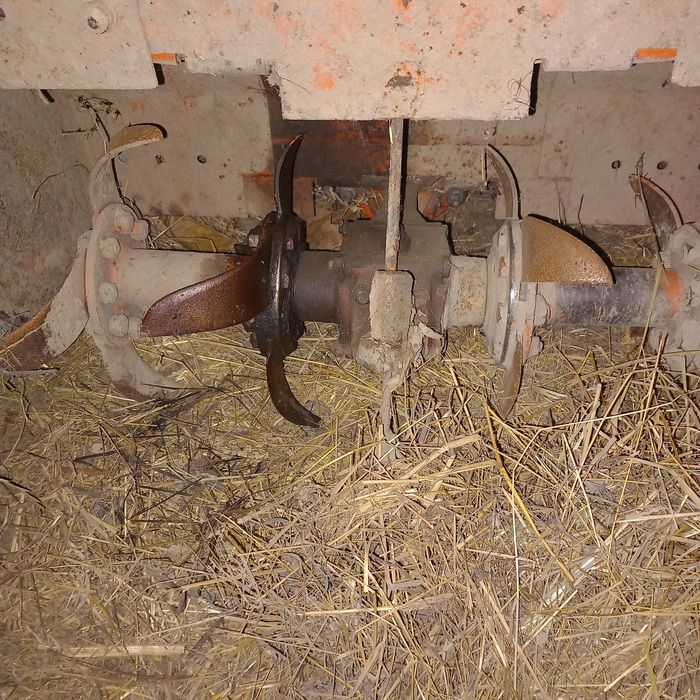 Motoagricola ferari și  freză după motocultor goldoni