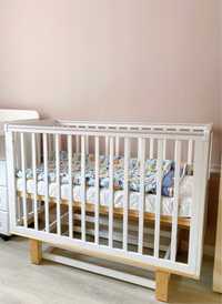 Кровать для детей с рождения , идеальный состояние .