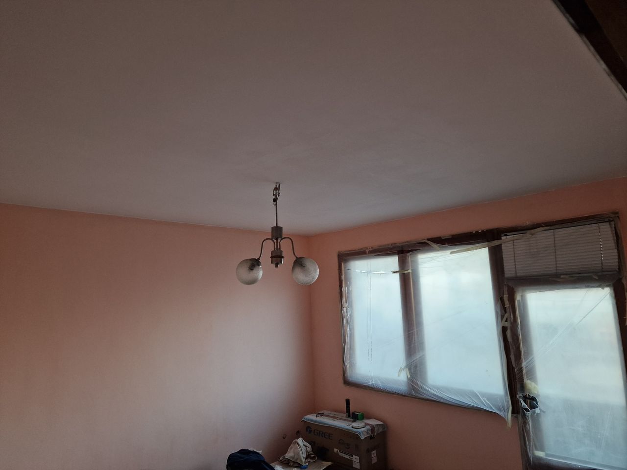 Продава се Двустаен апартамент в Сливен, Център - 50 кв.м за 1100 €/кв.м - Снимка #1