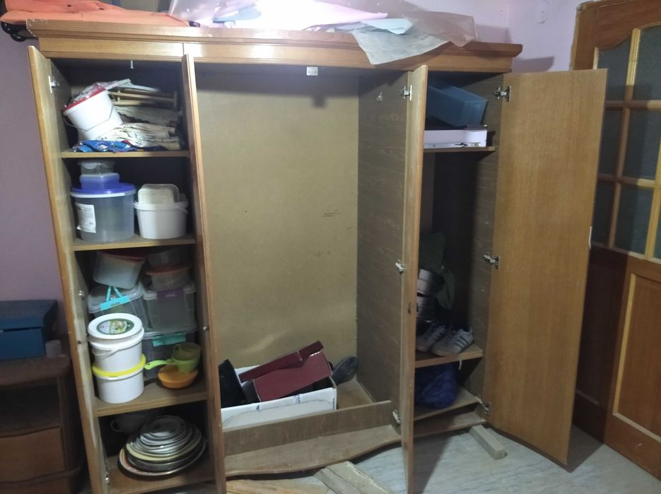 Шкаф бұрын қолданылған