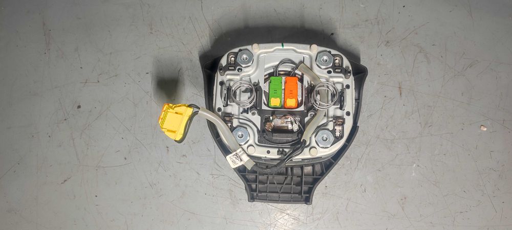 Airbag volan volkswagen vw passat b6 cod 3C0880201AC