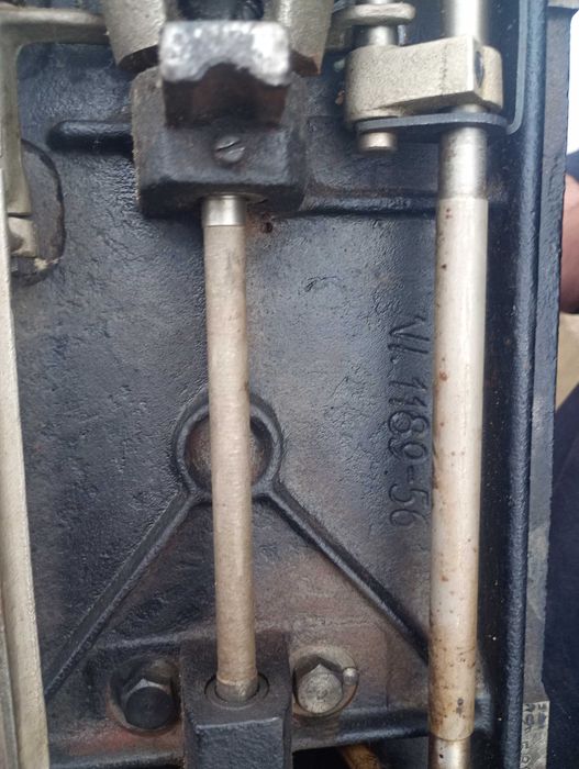 Mașini de cusut vechi régi Varó gèp