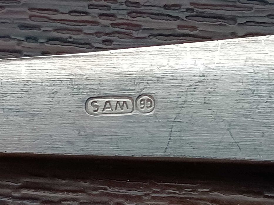 Нови, посребрени прибори