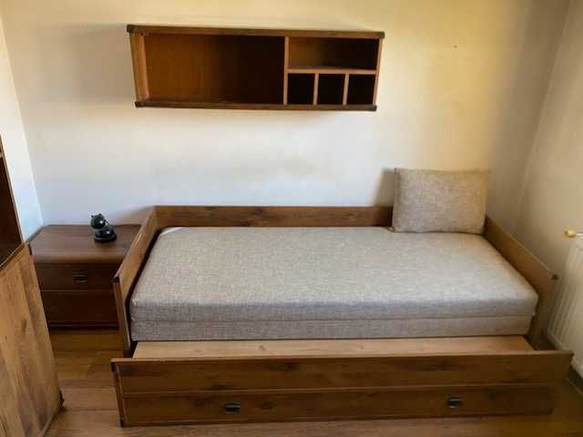 Vand camera tineret completa in stare exceptionala