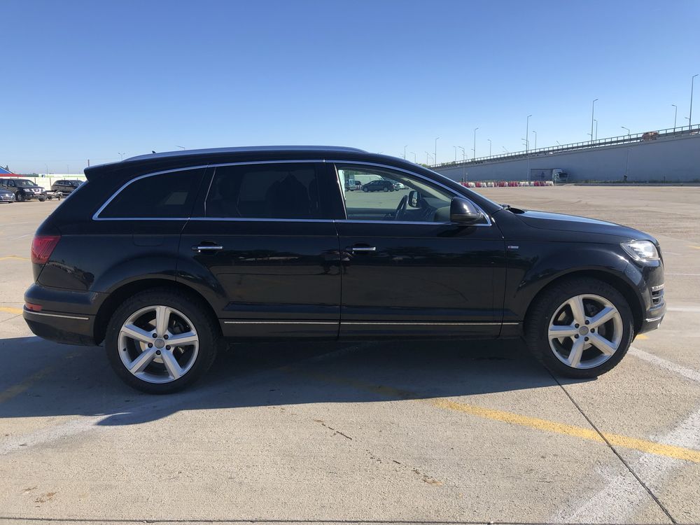 Vand Audi Q7 2012