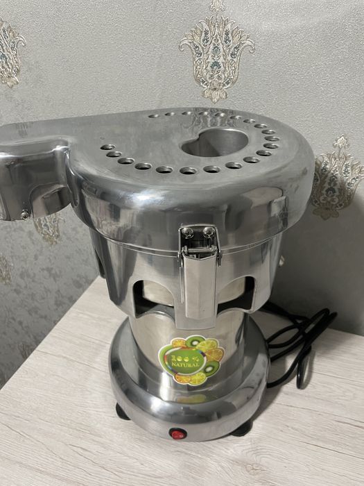 Продам соковыжималку