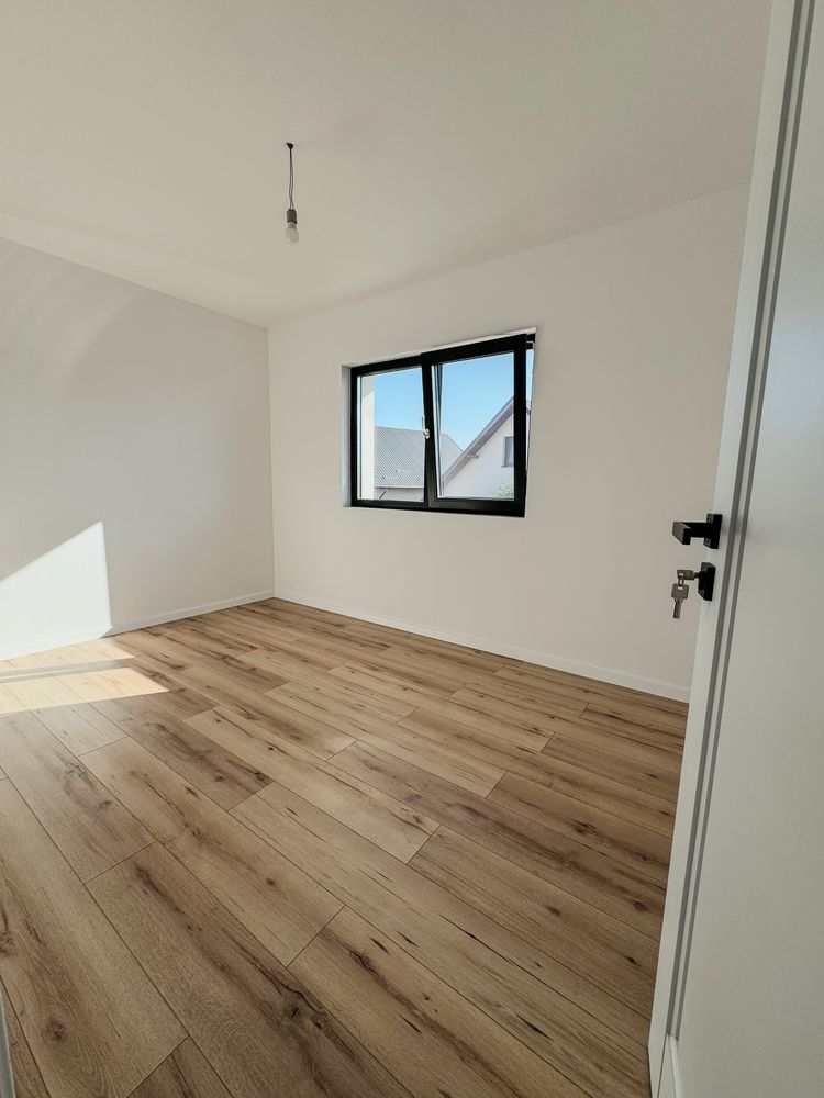Proprietar/Miroslava/imobil finalizat/4c/2bai/vorovesti
