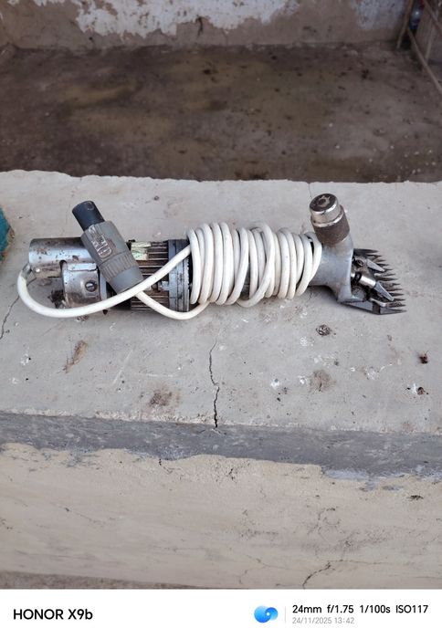 Куйларни юнгини олиш учун машинка