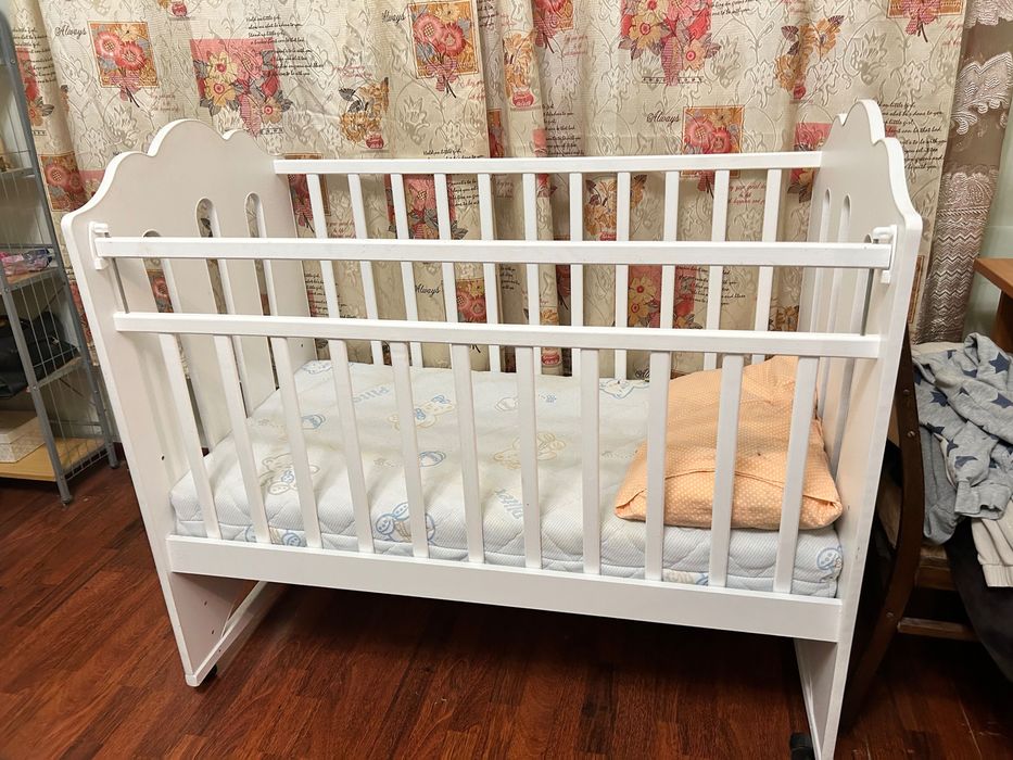 Продам детскую манеж в отличном состоянии