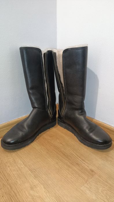 Cizme iarna UGG, mărime 38