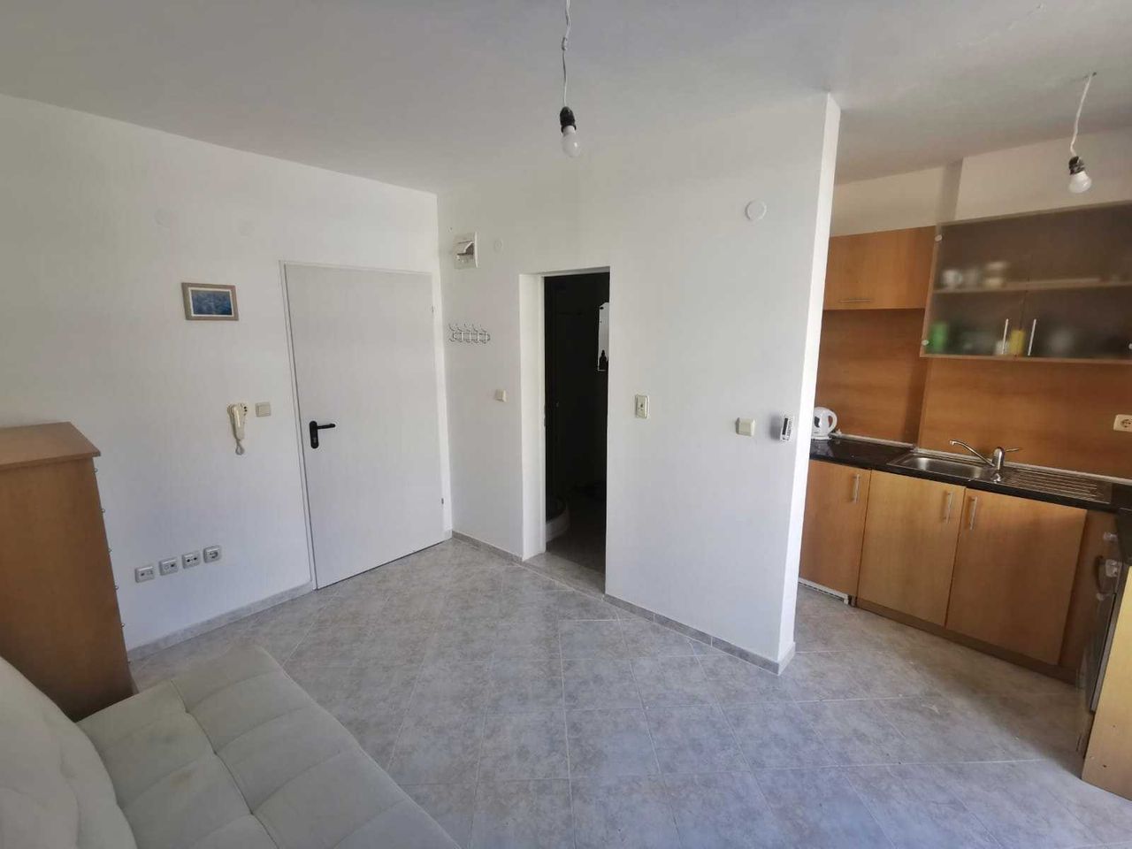 Продава се Едностаен апартамент в с. Кошарица, Област Бургас - 30 кв.м за 867 €/кв.м - Снимка #2