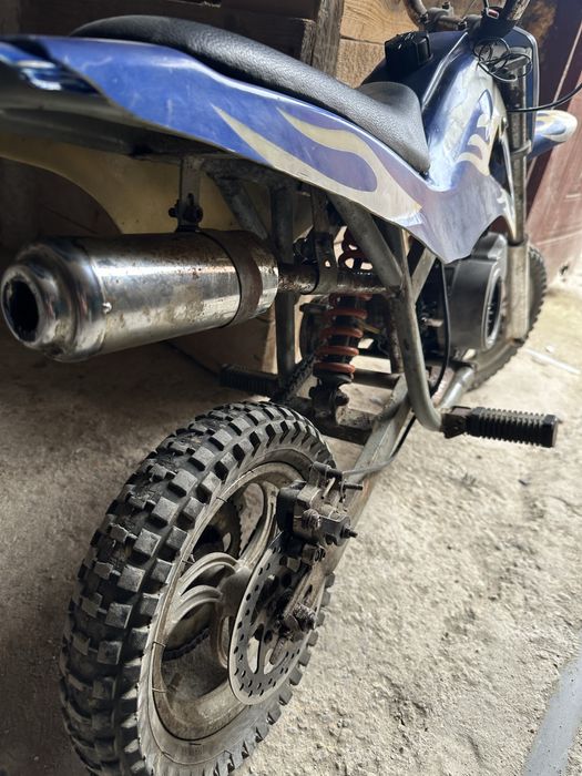 Vand cros defect 350 sau schimb cu alceva atv scuter sau tot cross