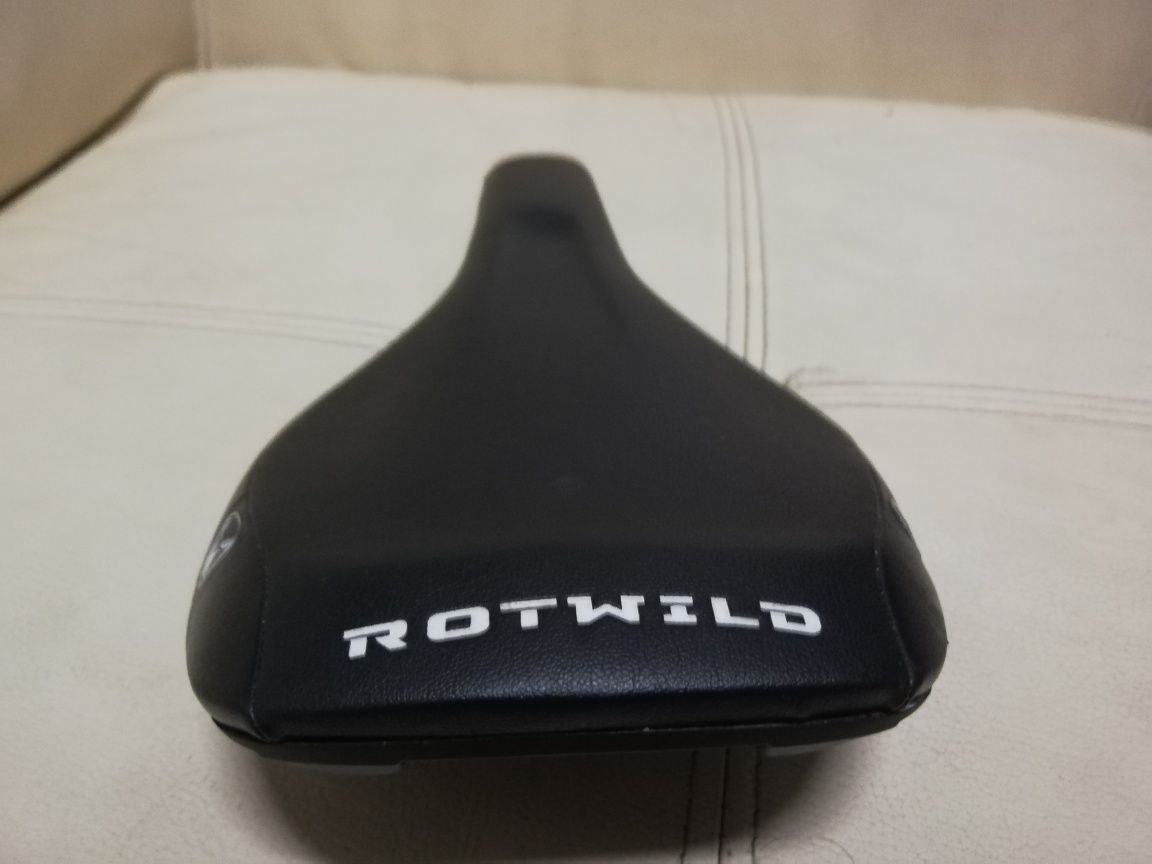 Продавам удобна немска седалка Rotwild Ergon