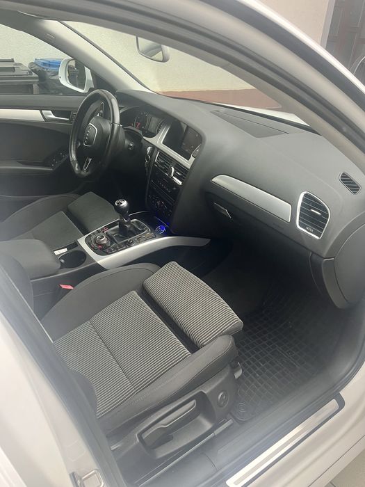 Audi a4 b8 an 2009 1.8benzina