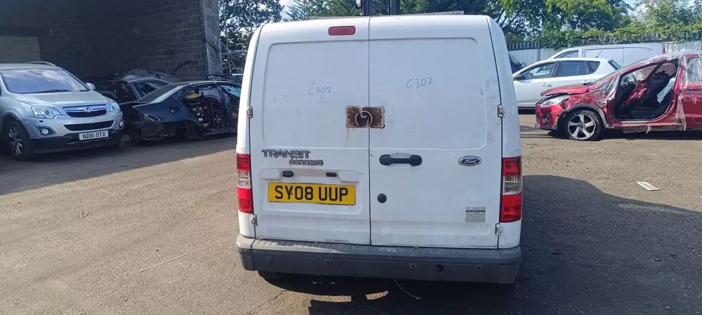 Dezmembrari / Dezmembrez Ford Connect 1.8 T18DC4X cutie viteze manuală 5 trepte cod culoare Frozen White