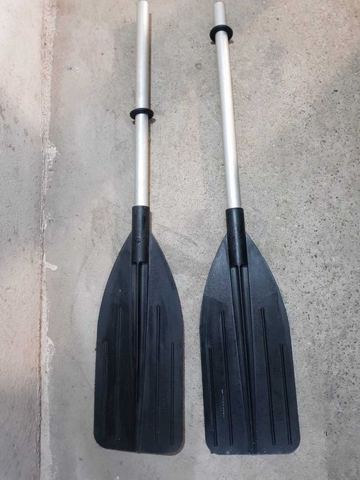 Надуваема лодка четириместна като нова