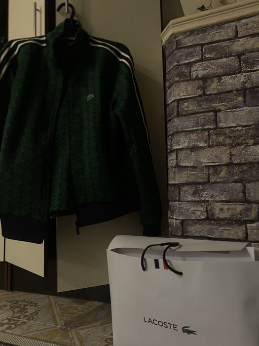 Спортивный костюм от Lacoste