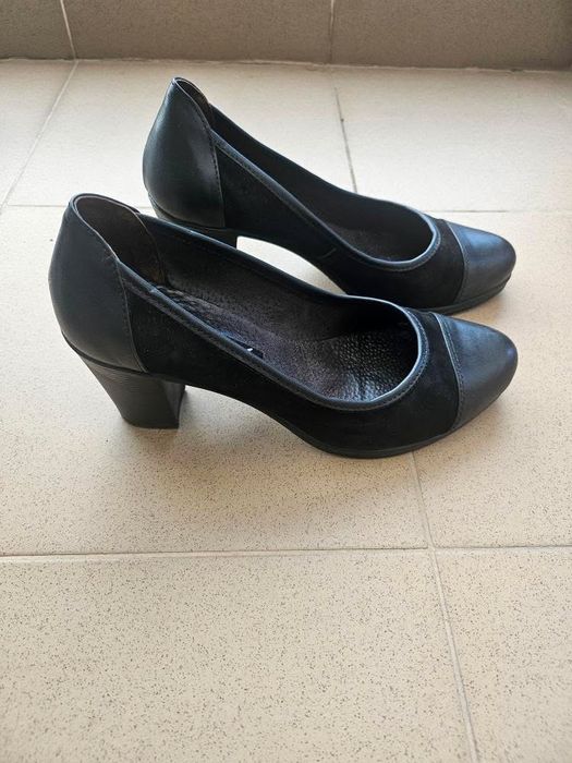 Дамски стилни обувки Sara Pen