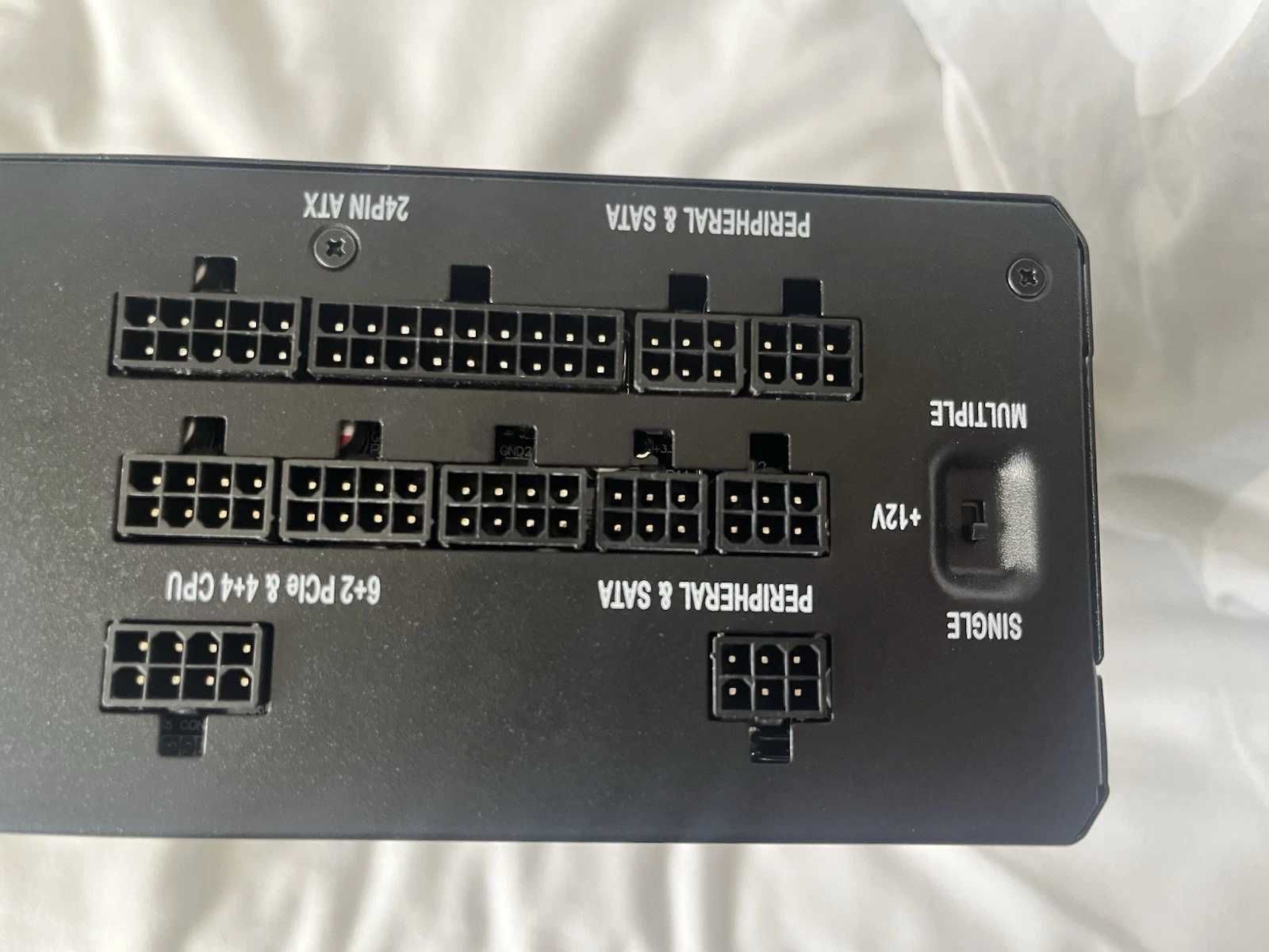 Захранване Corsair HX750 Platinum 750W 80+ Platinum