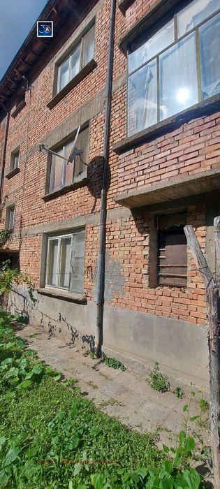 Къща в Плевен, област-гр.Никопол площ 120 цена 40000