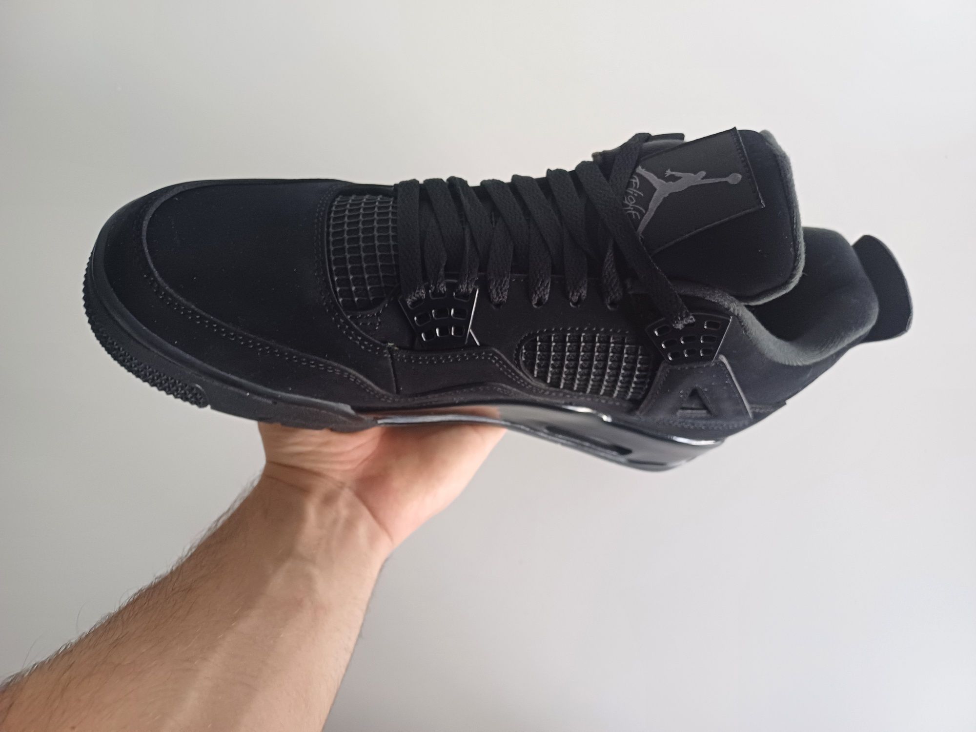 Air Jordan 4 "Black Cat"