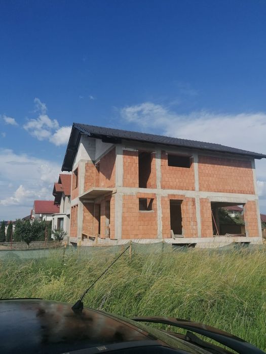 Ex case la rosu sau orice tip de lucrări în costrucții