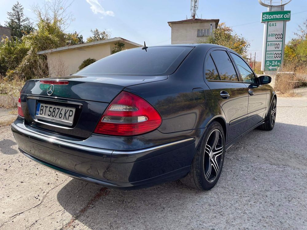 Продавам Mercedes-Benz E400 CDI AMG PAKET, пано, нави, ксенон НА ЧАСТИ