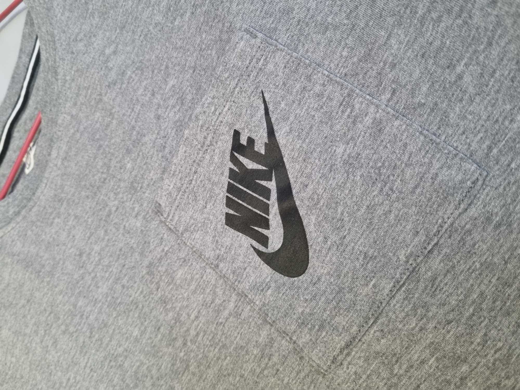 Дамска тениска Nike