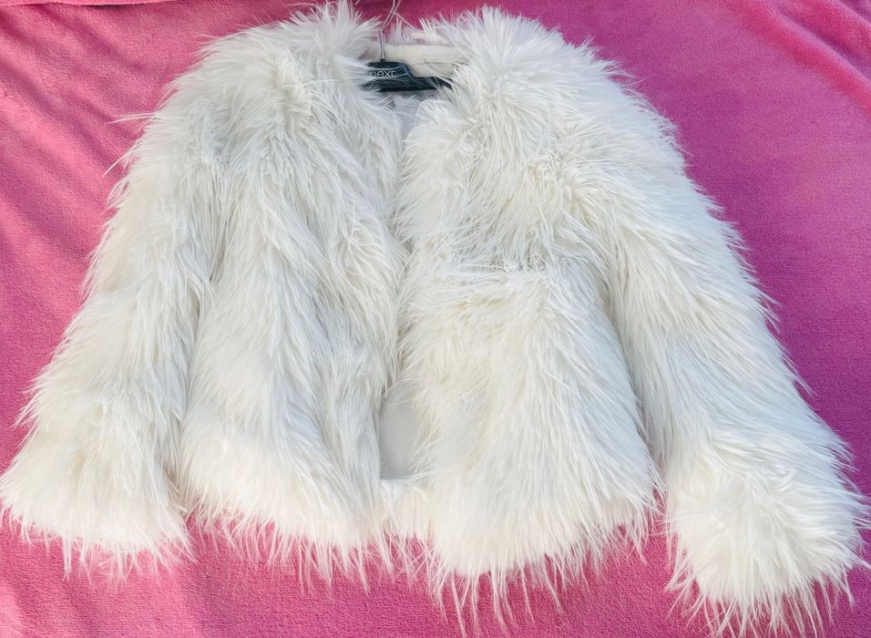 Елегантно яке с дълъг пух