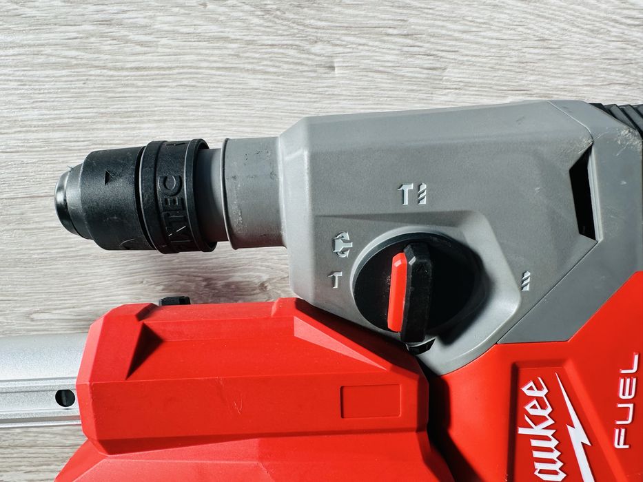 Rotopercutor Milwaukee M18 FHX 2025