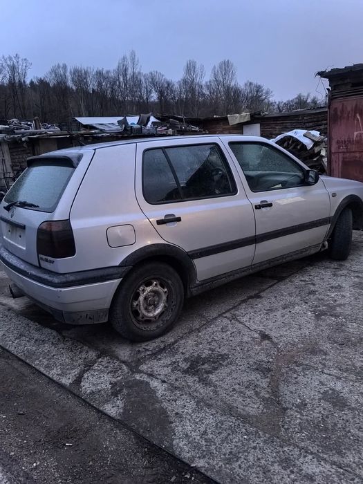 Голф 3 1.6 101 на Части