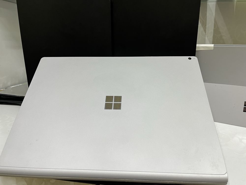 Surface book 2 15 дюймов i7 16gb 512ssd Touch screen