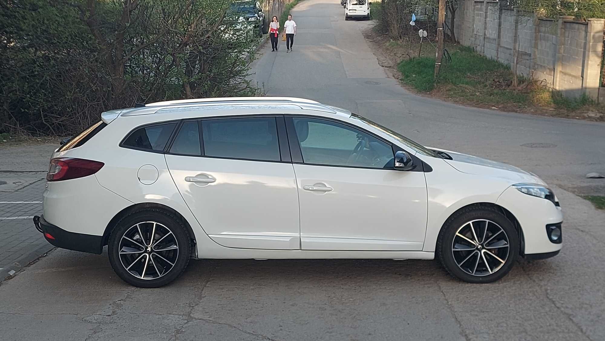 Renault Megane Bose 2012/1.5 dci/110 cp/Navigatie/Cameră Carlig/Euro 5