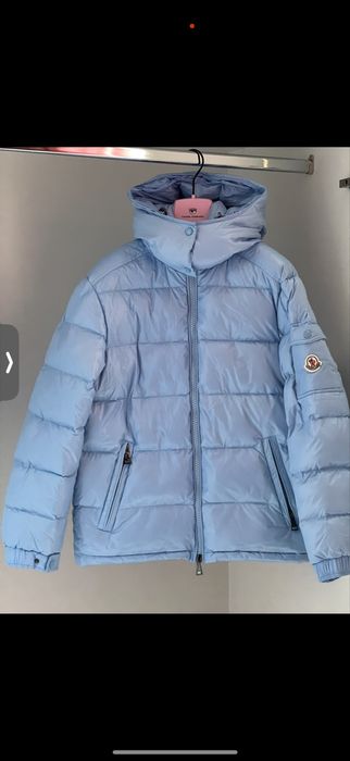 Продам куртку топ премиум Монклер