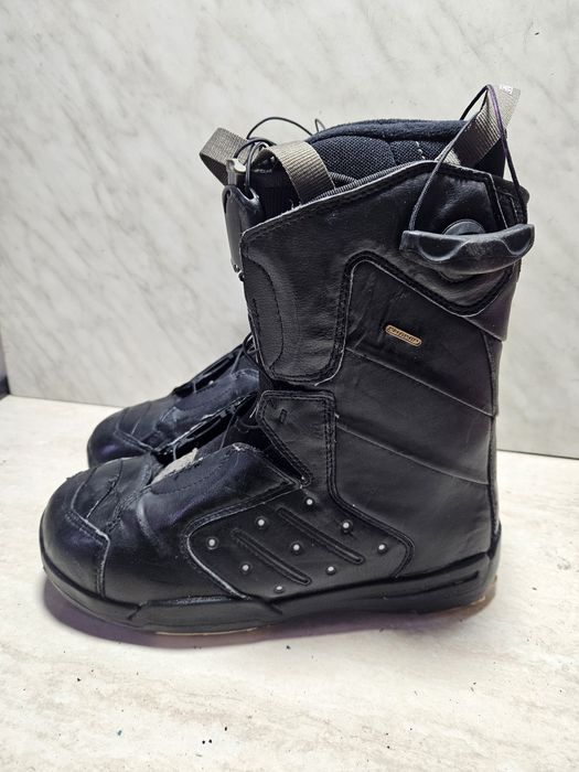 Boots 134 buti placa snowboard  Salomon  mărimea 41  ( 26  cm) .