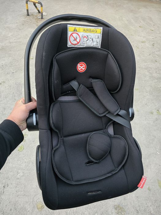 Детское автокресло, автолюлька.